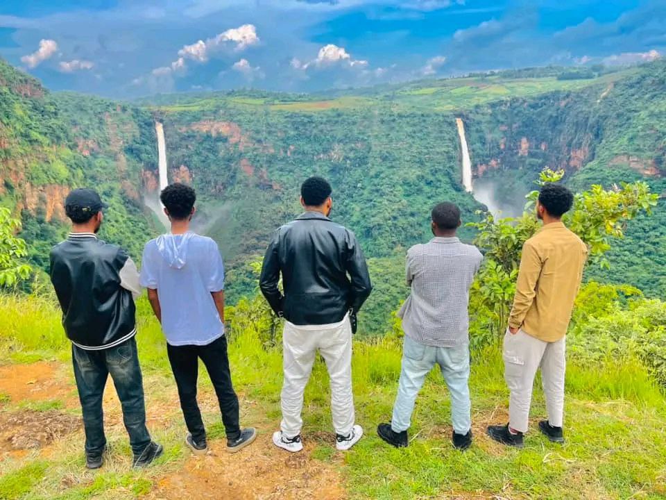 Home የአጎራ ፏፏቴዎች